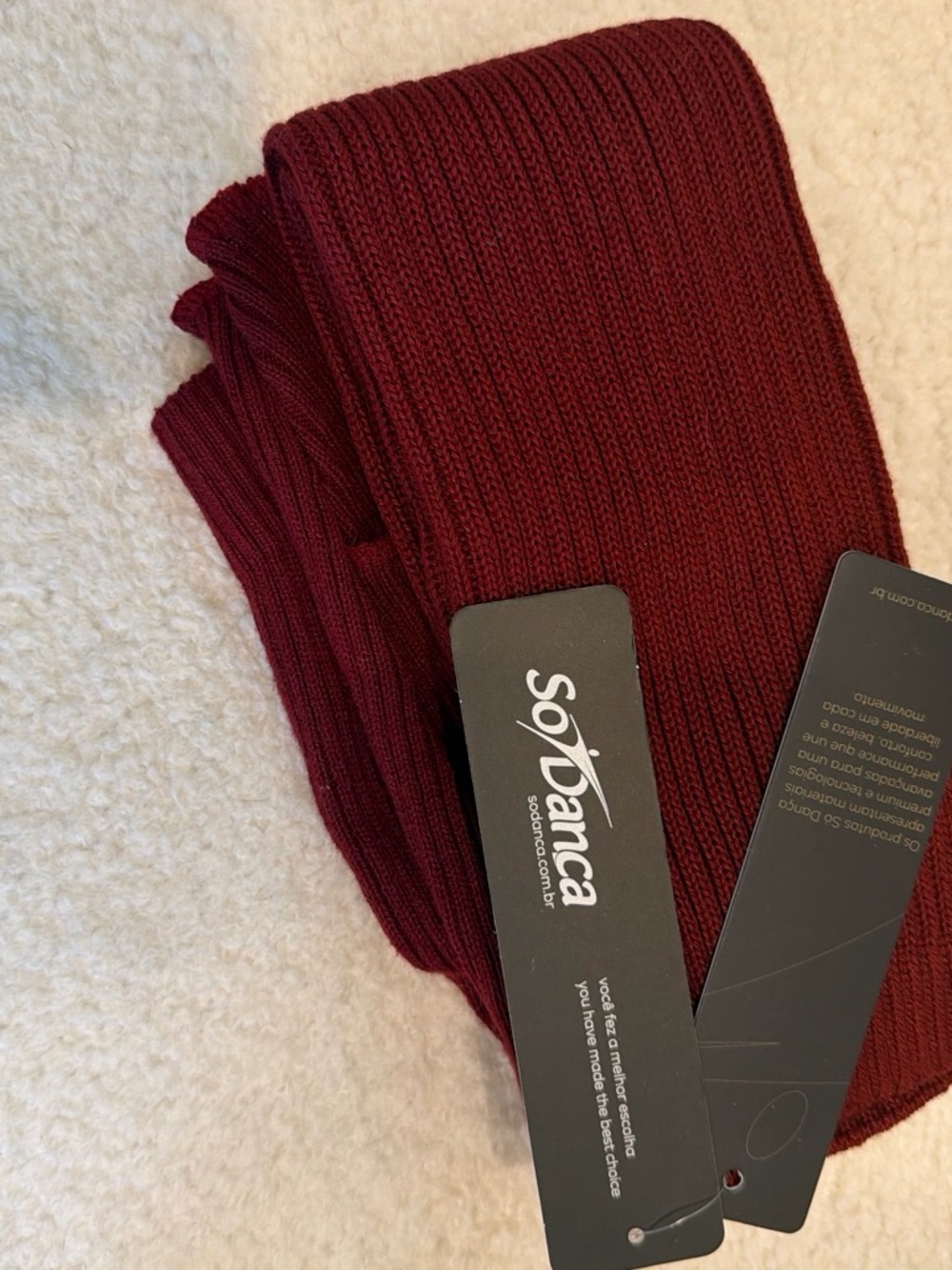 So Danca Women's Ribbed Maroon Tights NWT